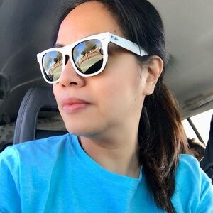 Meet your Posher, Van